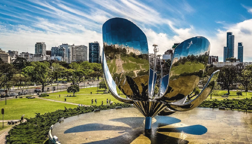 Bem-vindo à Mais Brazucas, sua agência especializada em turismo na Argentina. Descubra a vibrante cidade de Buenos Aires e encante-se com sua rica cultura, arquitetura deslumbrante e gastronomia excepcional. Oferecemos pacotes turísticos personalizados e passeios autênticos pela Argentina para que você vivencie experiências inesquecíveis. Explore conosco e descubra os encantos desse incrível destino